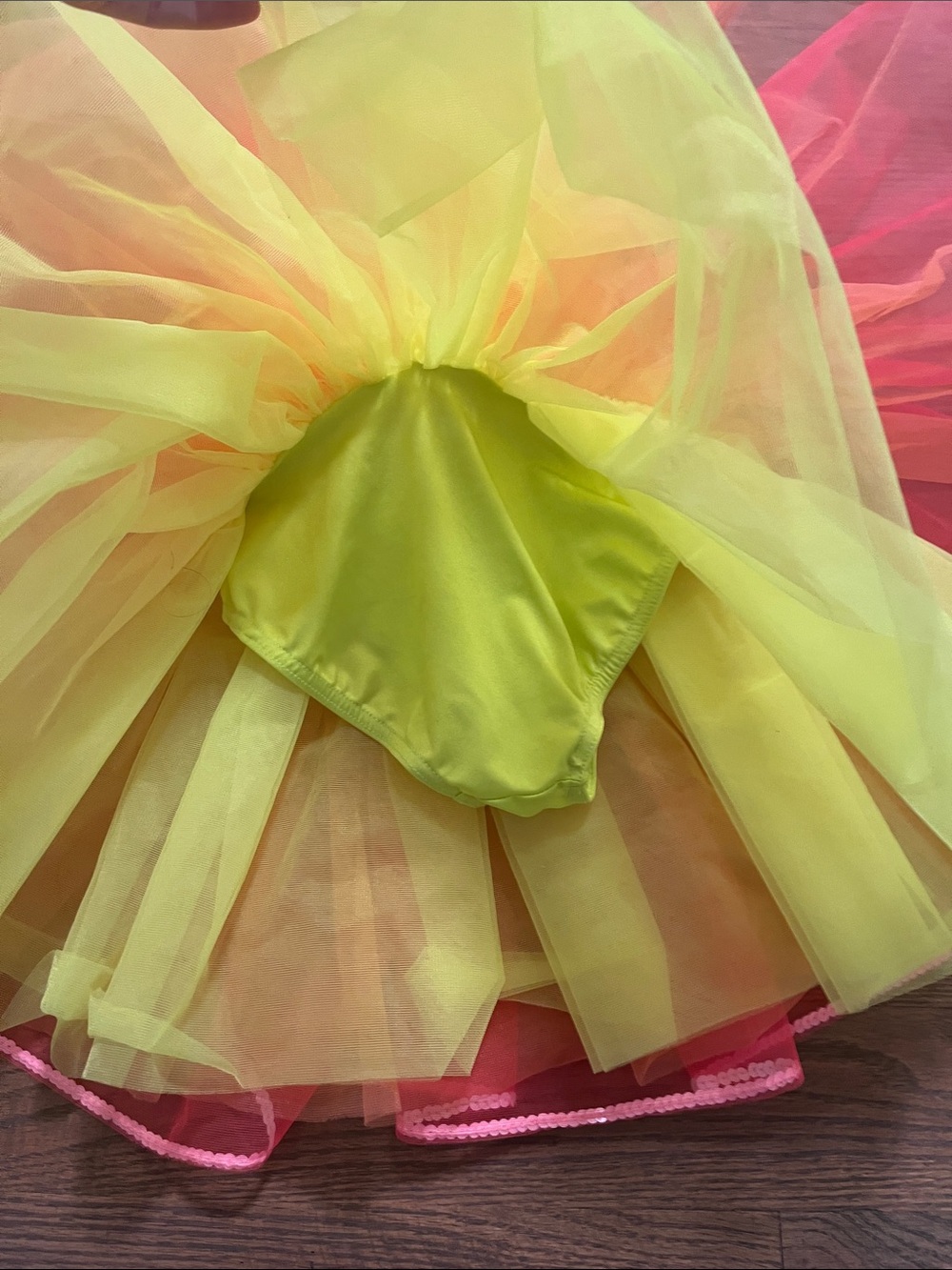 Weissman dance costume size 6/7 EUC - Picture 4 of 4